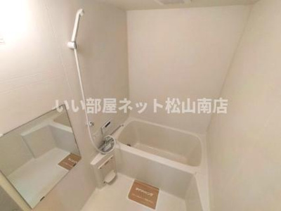 【浴室】 | フローレンスMAI