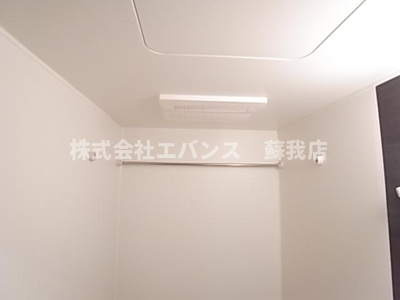  | リブリ・エイリアス | 浴室内に洗濯物も干せますよ。