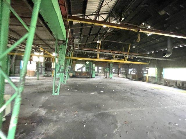 荒尾町後山工場の内装|1階