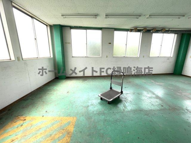 荒尾町後山工場の内装|2階事務所スペース