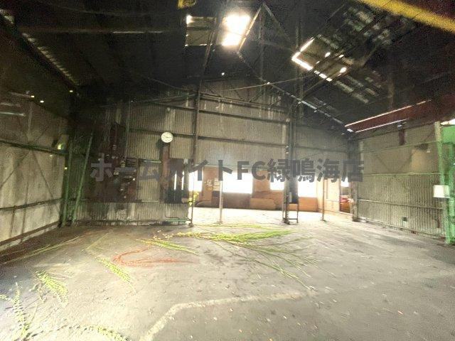 荒尾町後山工場の内装|1階