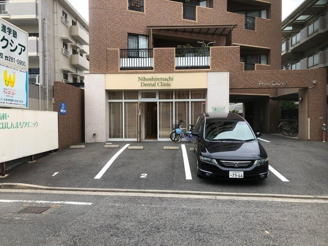 プライムコートKの駐車場