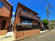 Ｌ’ｉｌｅ　ｄｅｓ　Ｐａｉｎｓ　Aの画像