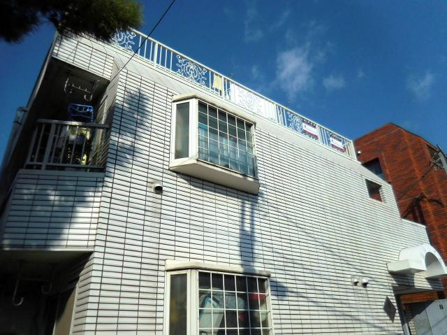 サンライズ市川の外観