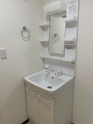 サンライズ市川の独立洗面台|新しくなりました！