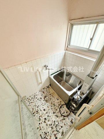 稲川貸家の浴室