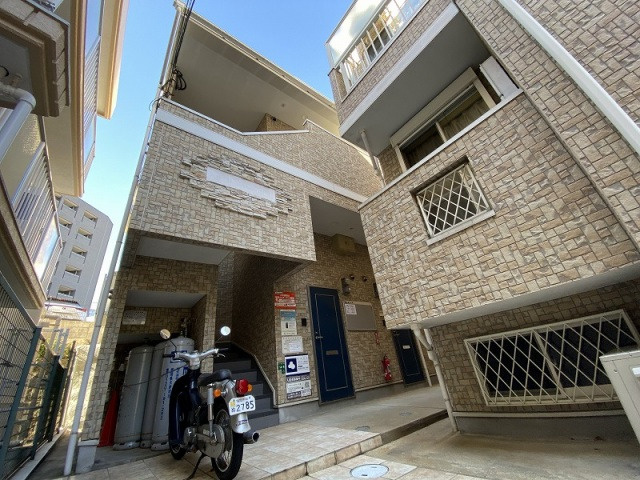 ベネフィスタウン平尾1