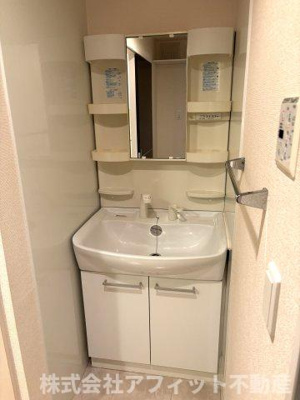 【洗面所】 | グリーンレジデンス B棟 | 洗髪洗面化粧台