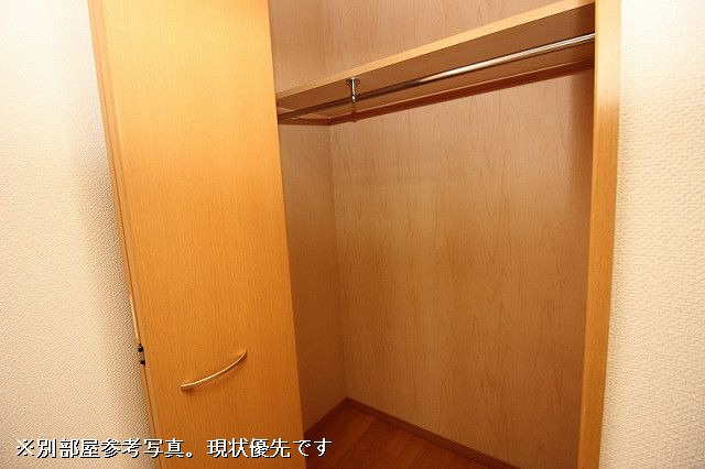 イル・グラッツィア平尾1の収納