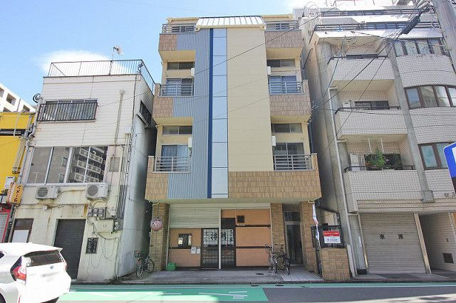 イル・グラッツィア平尾1の外観