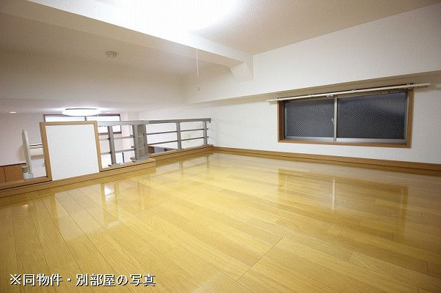 イル・グラッツィア平尾1の居間・リビング