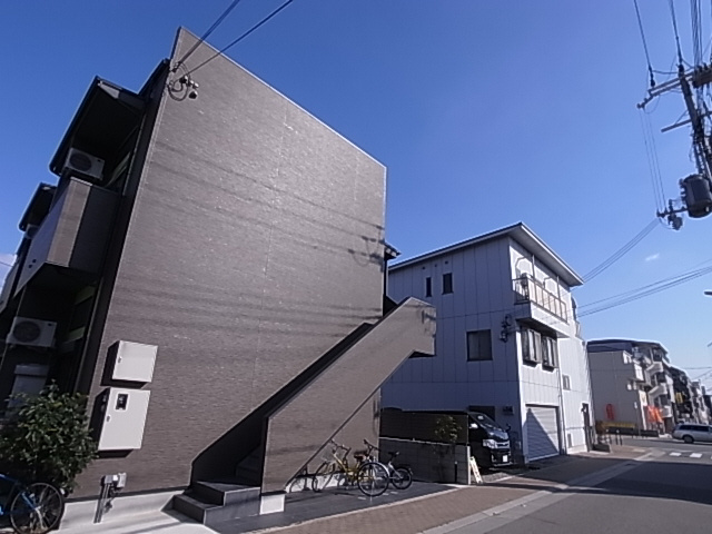 神戸市長田区川西通４丁目のアパートの外観