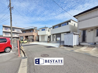 【前面道路含む現地写真】