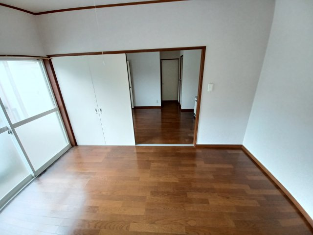 小松原町田中様貸家の洋室|きれいな洋室です