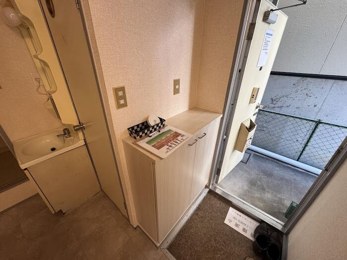 コーポ神明の玄関