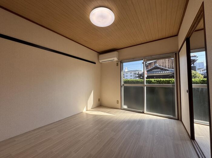 コーポ神明の居間・リビング