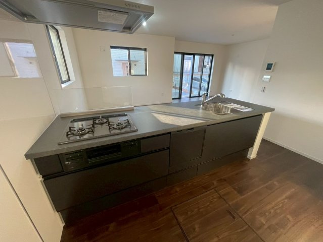 横浜市青葉区荏子田1丁目 新築戸建て【仲介手数料無料】