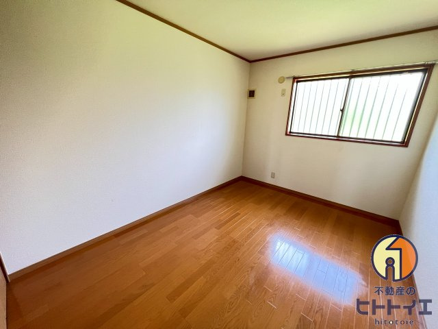 Peace久泉の洋室