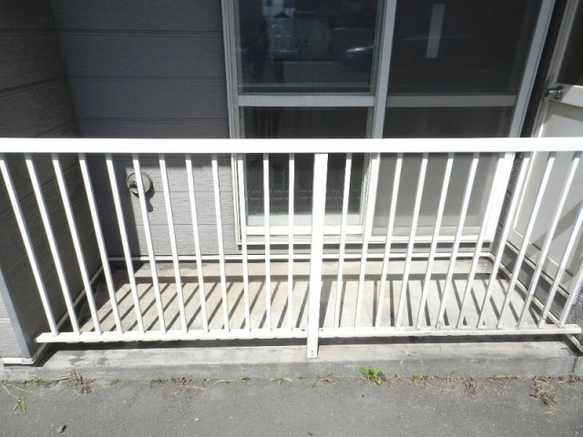 メゾン８番館のバルコニー