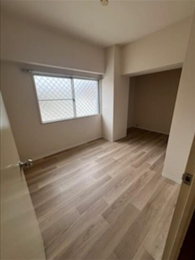 姫路市飾磨区若宮町の賃貸マンションの洋室