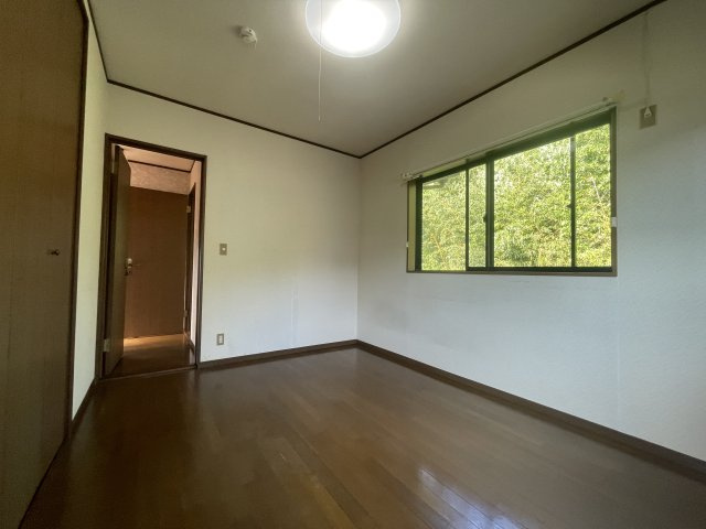 七渡・河合貸家の洋室