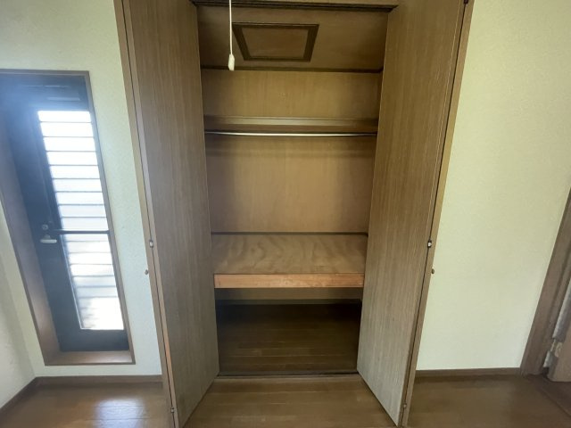 七渡・河合貸家の収納