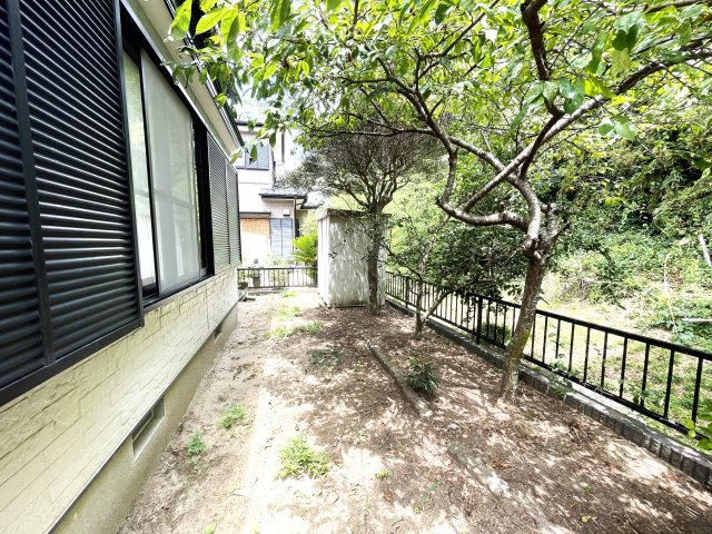 七渡・河合貸家の庭