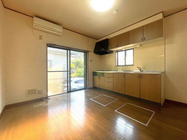 七渡・河合貸家の居間・リビング