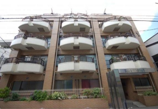 【外観】 | 鉄骨鉄筋コンクリート造のがっちりとした建物。