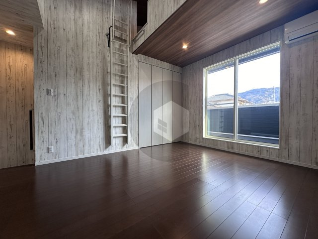 ガレージハウス・D_BASEの寝室