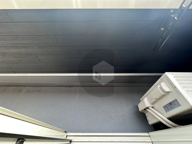 ガレージハウス・D_BASEのバルコニー