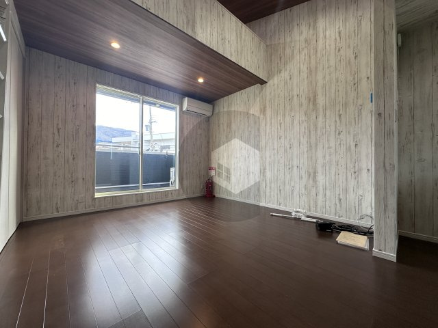 ガレージハウス・D_BASEの居間・リビング