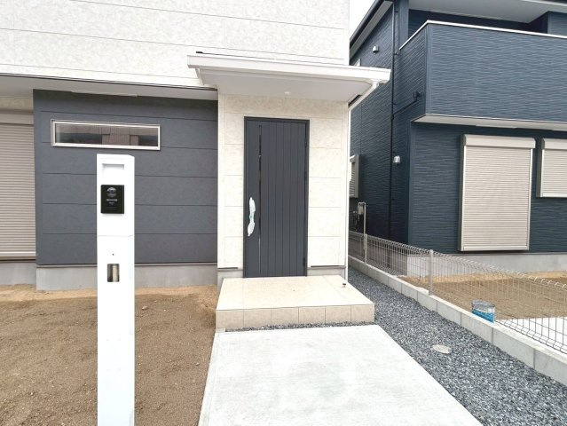 ファーストタウン　一宮市三条山第1　全5区画分譲の玄関|玄関ドアの鍵はディンプルキーと内側はサムターンキーになっており防犯性の高い仕様になっています。