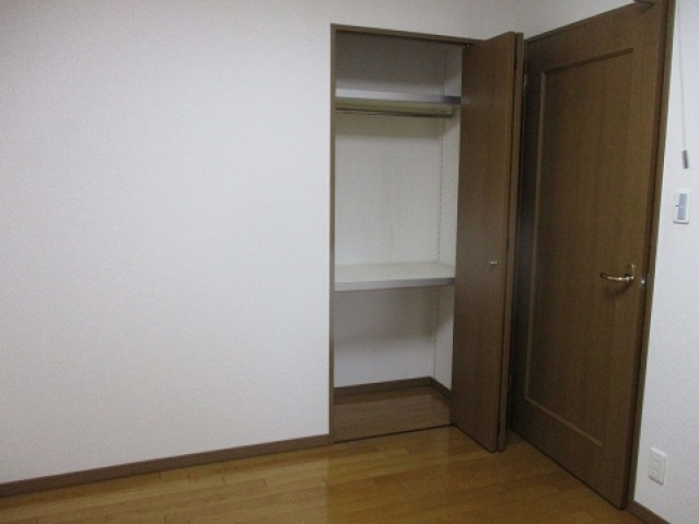 J'city古市駅前の収納