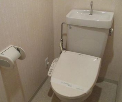 J'city古市駅前のトイレ