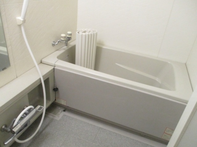 J'city古市駅前の浴室