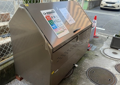 【設備】 | 朝日プラザ南橋本 | 共有部分は、住民なら誰もが使える設備のこと。例えば駐車場やエレベーター、インターネット設備、セキュリティ設備などがあります。他にも、マンションの廊下・外部階段やエントランス・ゴミ置き場などがあります。