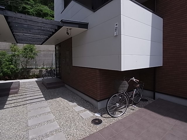 神戸市須磨区須磨浦通６丁目のアパート