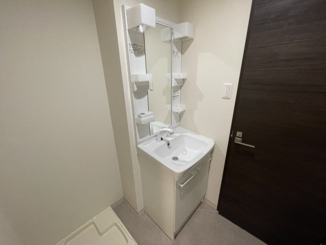 KORE・YIELD神戸北の洗面所