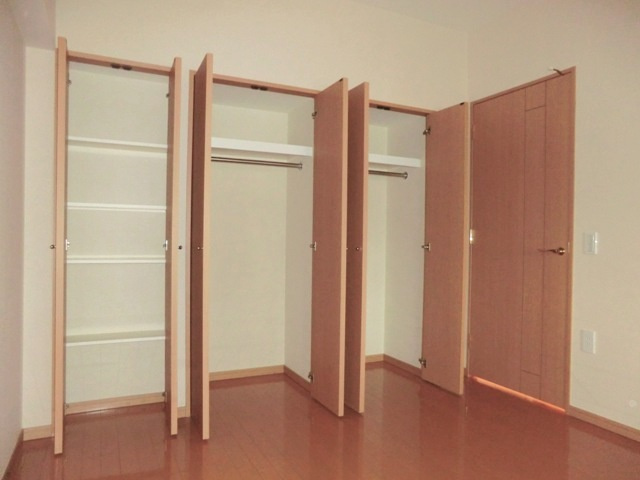 ＬａＳａｎｔｅ浦和常盤公園の収納|★サービスルームの収納画像です。★