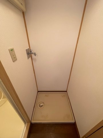 【設備】 | 南海 | 洗濯機置き場です