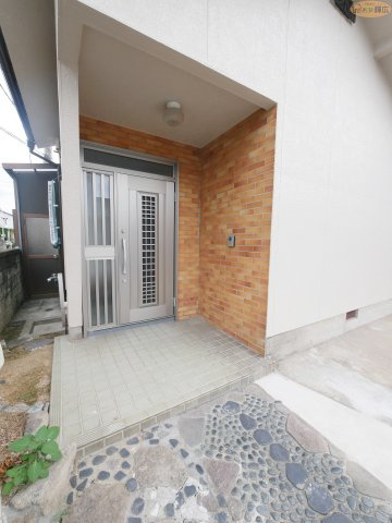 【玄関】 | 高砂市伊保崎南　中古戸建