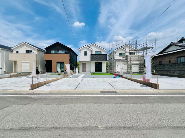 玉村町福島の前面道路含む現地写真|駐車スペース２台以上可◎