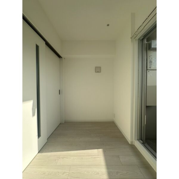 AELL OSAKA EASTの居間・リビング