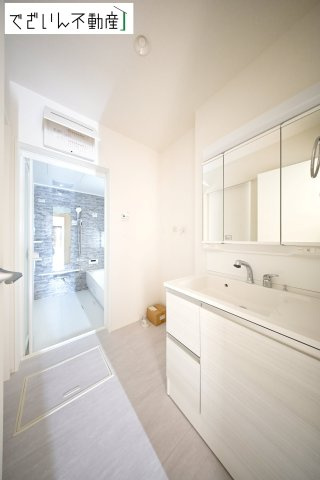 【独立洗面台】 | GRAFARE熊谷市柿沼　新築住宅 | 現地(2025年10月撮影)