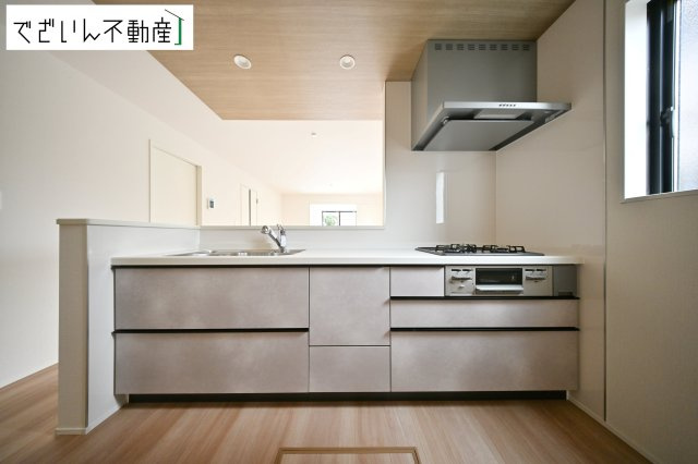 【キッチン】 | GRAFARE熊谷市柿沼　新築住宅 | 現地(2025年10月撮影)