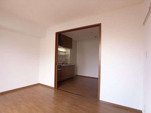 神戸市須磨区北落合４丁目のアパート