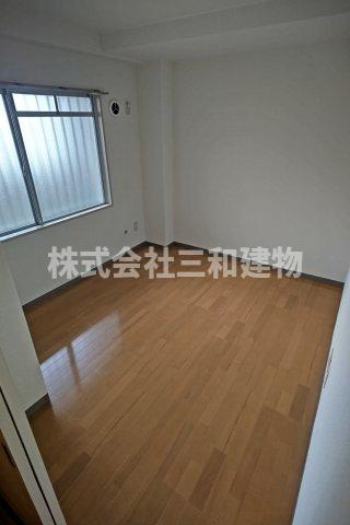 第2パークマンションの内装|同間取り別室の参考写真です