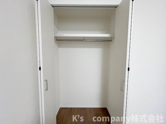 ●茅ヶ崎市東海岸南6丁目　パシフィックガーデン茅ヶ崎の収納|洋室7帖の収納スペース◇