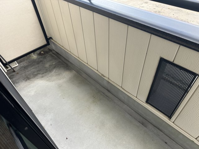 日伯産業のバルコニー